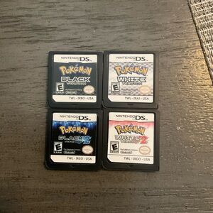 Pokemon Black and White DS Set